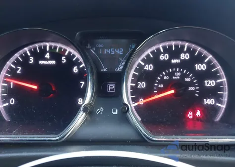 2015 Nissan Versa 1.6 Sv z USA, uszkodzony, nr VIN 3N1CN7AP8FL832056